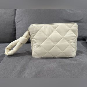 The Clutch in Garden Party